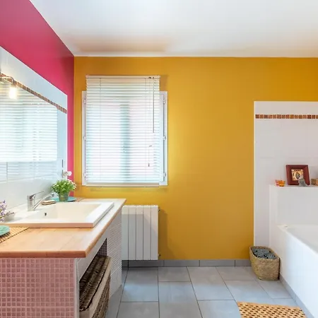 Les 5 Continents Holiday home Saint-Sebastien-sur-Loire